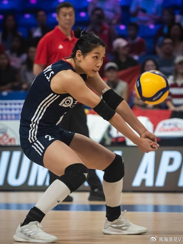 中国女排3-1加拿大,提前2轮晋级总决赛,庄宇珊21分+6连发