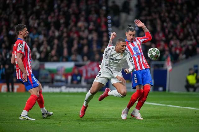 万博体育客户端下载-【人物】姆总点球复仇阿根廷帮，半决赛打脸恩里克？