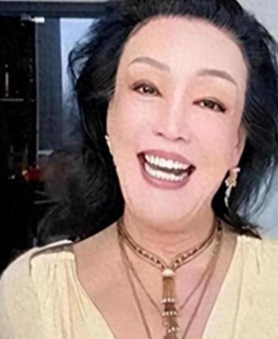 母子俩又杠上了!张兰生气离台不受儿子待见,吐槽汪大爷不管小菲